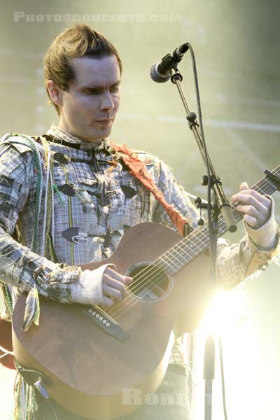 JONSI - 2010-08-28 - SAINT CLOUD - Domaine National - Scene de la Cascade - 